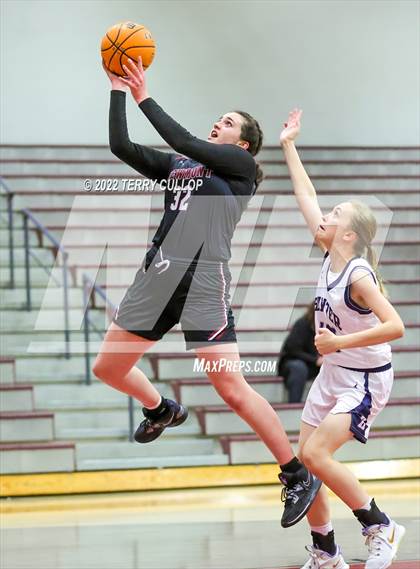 Thumbnail 3 in Viewmont vs. Hunter (Beetdigger Classic) photogallery.