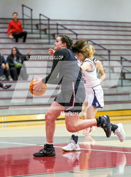 Thumbnail 3 in Viewmont vs. Hunter (Beetdigger Classic) photogallery.