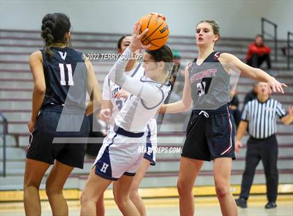 Thumbnail 2 in Viewmont vs. Hunter (Beetdigger Classic) photogallery.