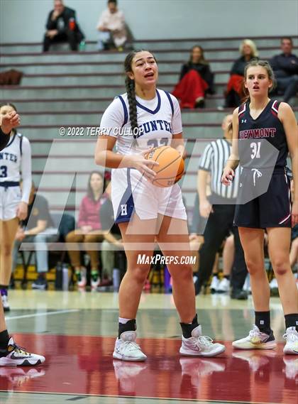 Thumbnail 3 in Viewmont vs. Hunter (Beetdigger Classic) photogallery.
