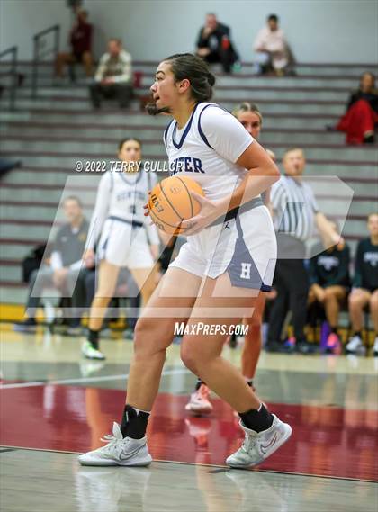 Thumbnail 2 in Viewmont vs. Hunter (Beetdigger Classic) photogallery.