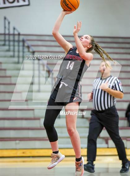 Thumbnail 2 in Viewmont vs. Hunter (Beetdigger Classic) photogallery.