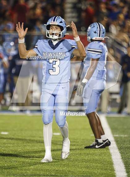 Thumbnail 3 in Sumner @ Newsome photogallery.