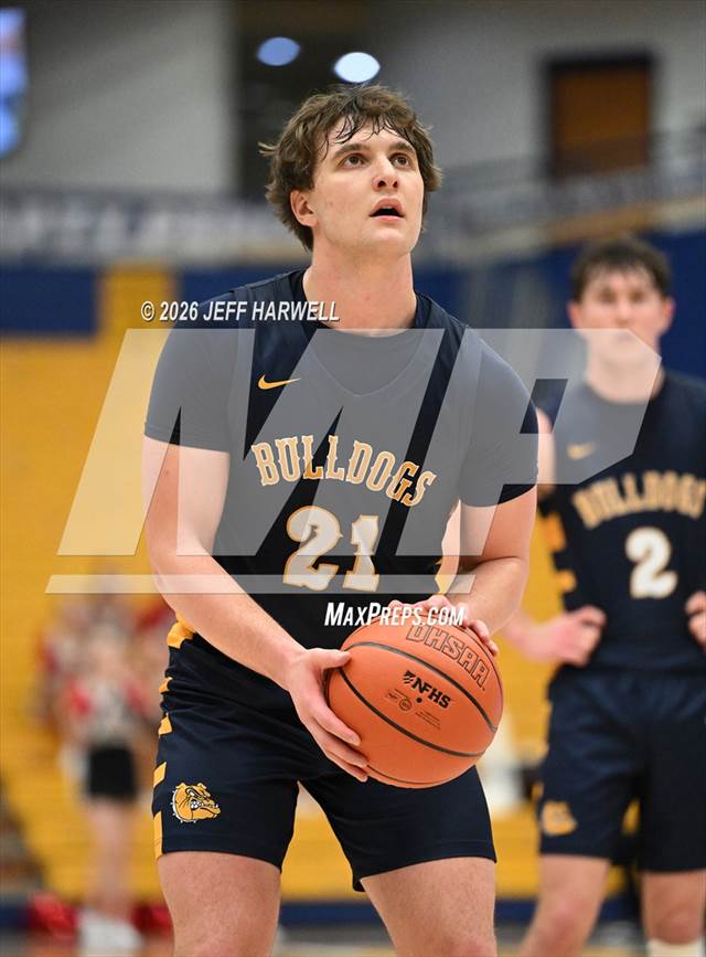 Olmsted Falls vs. Brecksville-Broadview Heights (OHSAA Division 2 Regional Semifinal)