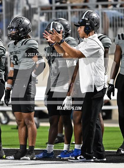Thumbnail 1 in Paschal @ North Crowley photogallery.