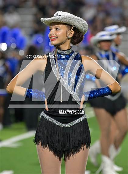 Thumbnail 3 in Paschal @ North Crowley photogallery.