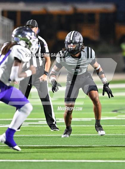 Thumbnail 3 in Paschal @ North Crowley photogallery.