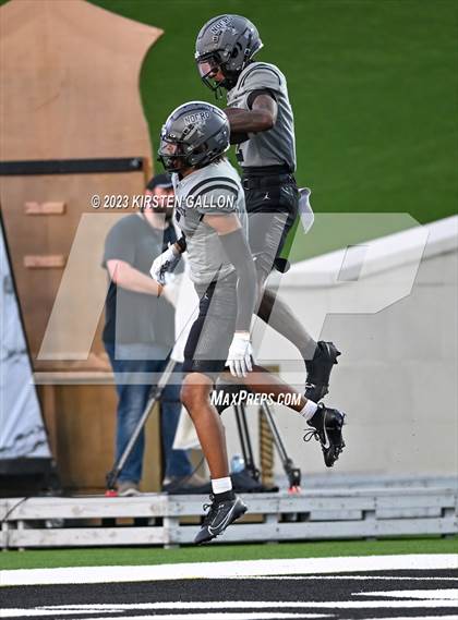 Thumbnail 1 in Paschal @ North Crowley photogallery.