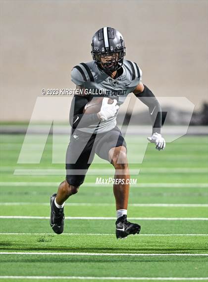 Thumbnail 3 in Paschal @ North Crowley photogallery.