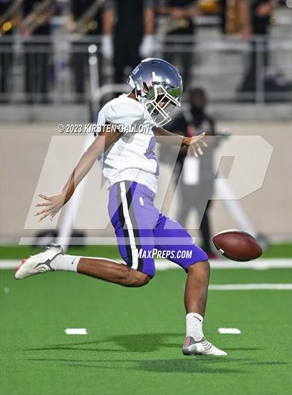 Thumbnail 2 in Paschal @ North Crowley photogallery.