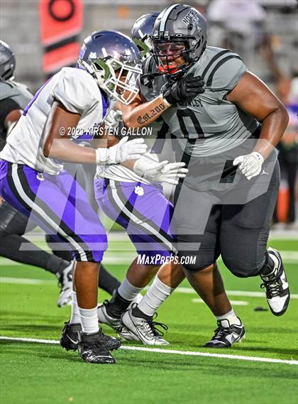 Thumbnail 2 in Paschal @ North Crowley photogallery.
