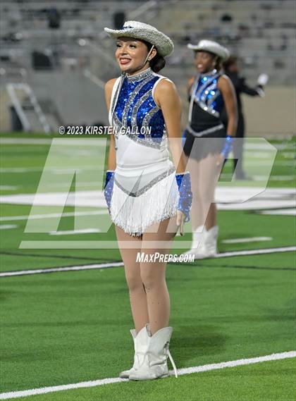 Thumbnail 2 in Paschal @ North Crowley photogallery.
