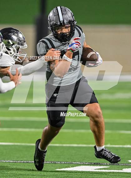 Thumbnail 3 in Paschal @ North Crowley photogallery.