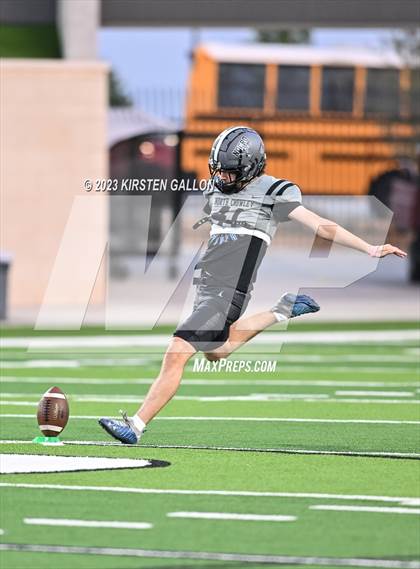 Thumbnail 1 in Paschal @ North Crowley photogallery.