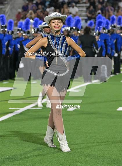 Thumbnail 2 in Paschal @ North Crowley photogallery.