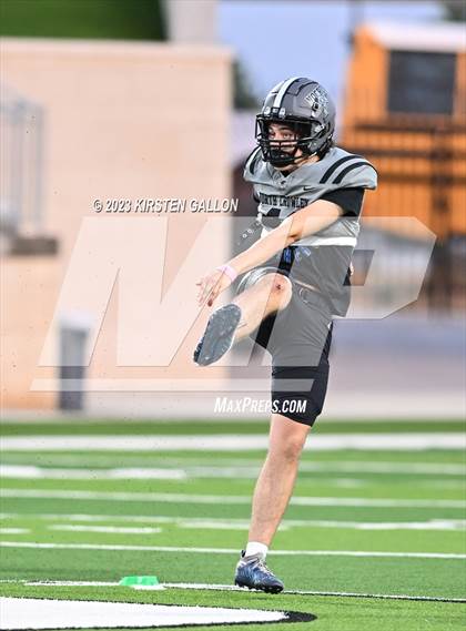 Thumbnail 1 in Paschal @ North Crowley photogallery.