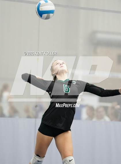 Thumbnail 1 in West Bloomfield vs. Dakota (Beast of the East) photogallery.