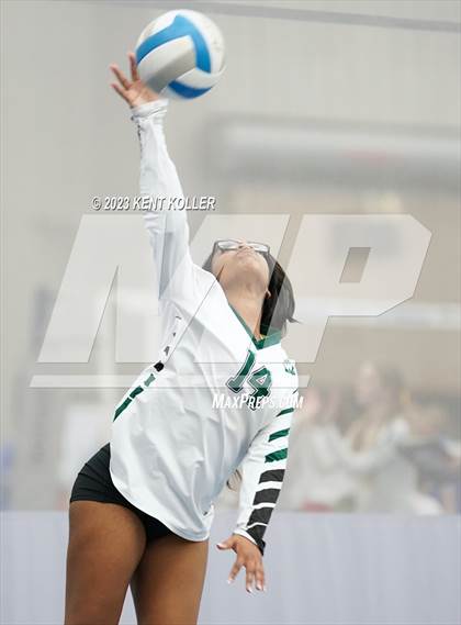 Thumbnail 2 in West Bloomfield vs. Dakota (Beast of the East) photogallery.