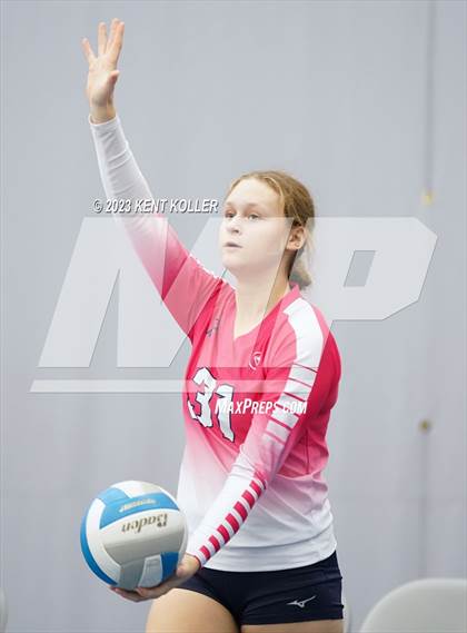 Thumbnail 1 in West Bloomfield vs. Dakota (Beast of the East) photogallery.