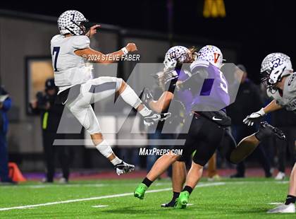 Thumbnail 3 in Chiawana @ Sumner (WIAA 4A Semifinal) photogallery.