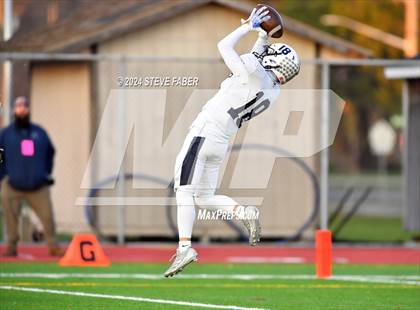 Thumbnail 3 in Chiawana @ Sumner (WIAA 4A Semifinal) photogallery.
