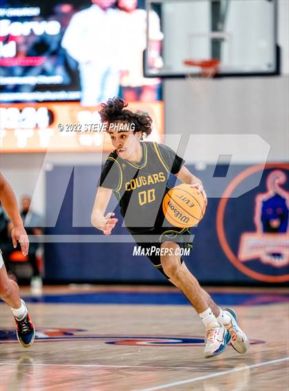 Thumbnail 3 in Whitney vs. Kennedy (Fortune Showcase) photogallery.