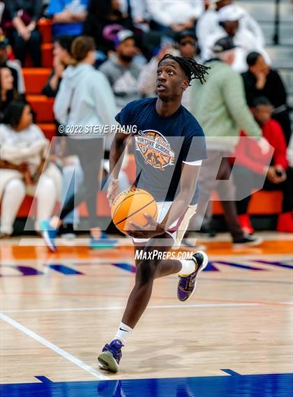 Thumbnail 3 in Whitney vs. Kennedy (Fortune Showcase) photogallery.