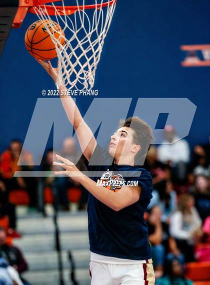 Thumbnail 1 in Whitney vs. Kennedy (Fortune Showcase) photogallery.