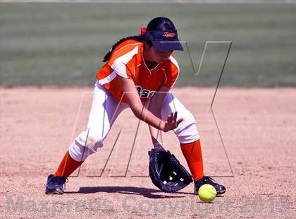 Thumbnail 2 in Wasco vs Kennedy (Mira Monte Invitational) photogallery.