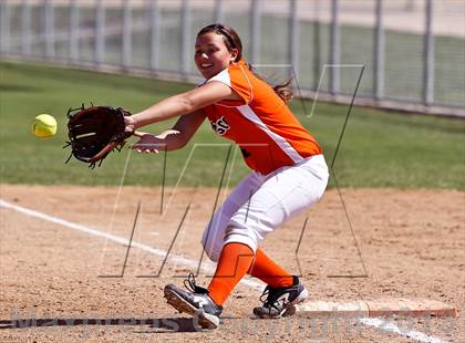 Thumbnail 2 in Wasco vs Kennedy (Mira Monte Invitational) photogallery.