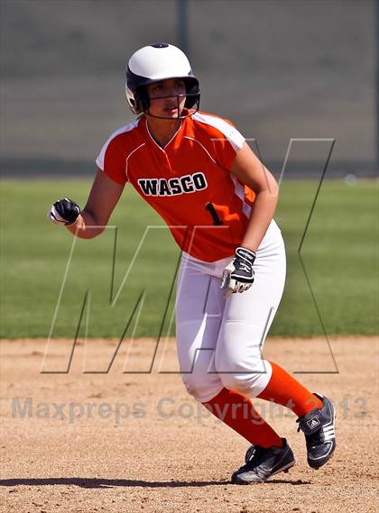 Thumbnail 3 in Wasco vs Kennedy (Mira Monte Invitational) photogallery.