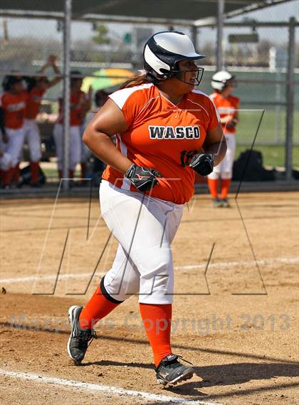 Thumbnail 1 in Wasco vs Kennedy (Mira Monte Invitational) photogallery.
