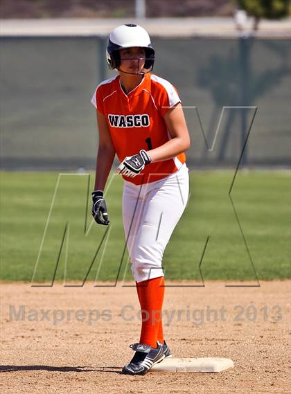 Thumbnail 2 in Wasco vs Kennedy (Mira Monte Invitational) photogallery.