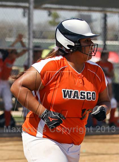 Thumbnail 3 in Wasco vs Kennedy (Mira Monte Invitational) photogallery.