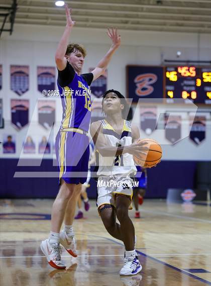 Thumbnail 2 in Cardinal Newman vs Tradition Prep (Holiday Classic of the Palm Beaches) photogallery.