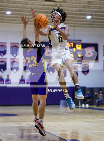 Thumbnail 2 in Cardinal Newman vs Tradition Prep (Holiday Classic of the Palm Beaches) photogallery.