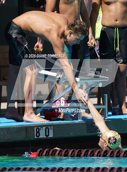 Thumbnail 1 in CIF-SS Division 1 Finals photogallery.
