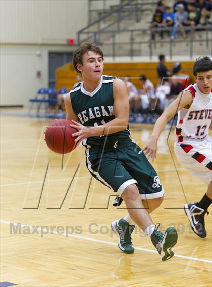 Thumbnail 2 in Reagan @ Stevens photogallery.