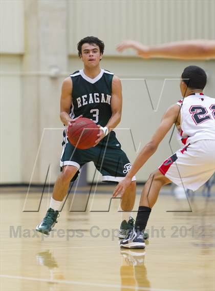 Thumbnail 3 in Reagan @ Stevens photogallery.