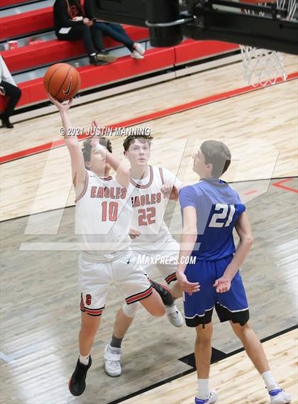 Thumbnail 3 in Dierks @ Cutter-Morning Star photogallery.