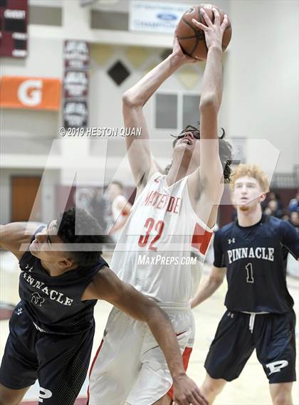 Thumbnail 3 in Mater Dei vs. Pinnacle (Rancho Mirage Holiday Invitational) photogallery.