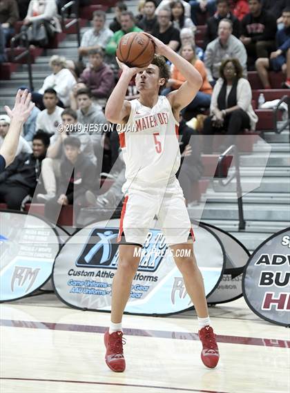Thumbnail 2 in Mater Dei vs. Pinnacle (Rancho Mirage Holiday Invitational) photogallery.