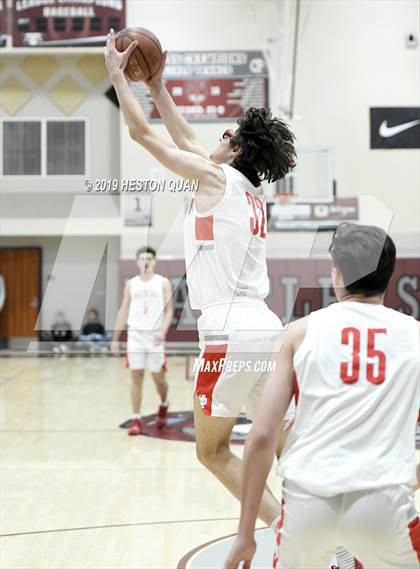 Thumbnail 1 in Mater Dei vs. Pinnacle (Rancho Mirage Holiday Invitational) photogallery.