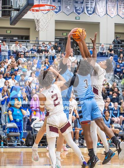 Thumbnail 2 in Rancho Buena Vista vs. University City (CIF SDS Division II Championship) photogallery.