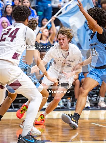 Thumbnail 1 in Rancho Buena Vista vs. University City (CIF SDS Division II Championship) photogallery.