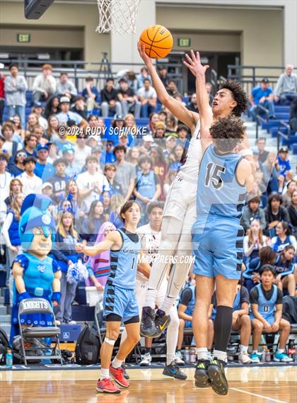 Thumbnail 3 in Rancho Buena Vista vs. University City (CIF SDS Division II Championship) photogallery.