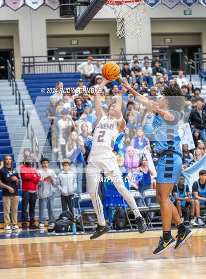 Thumbnail 2 in Rancho Buena Vista vs. University City (CIF SDS Division II Championship) photogallery.