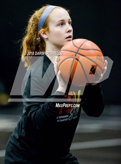 Thumbnail 2 in Pinnacle vs. William Penn Charter (NIKE Tournament of Champions Final) photogallery.