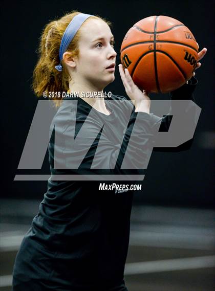 Thumbnail 3 in Pinnacle vs. William Penn Charter (NIKE Tournament of Champions Final) photogallery.
