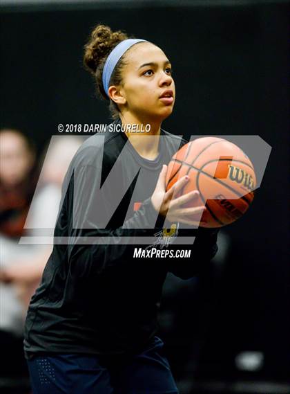 Thumbnail 3 in Pinnacle vs. William Penn Charter (NIKE Tournament of Champions Final) photogallery.